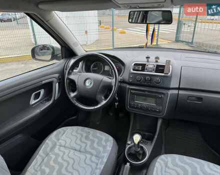 Серый Шкода Фабия, объемом двигателя 1.2 л и пробегом 162 тыс. км за 3990 $, фото 30 на Automoto.ua