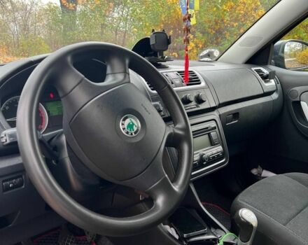 Сірий Шкода Фабія, об'ємом двигуна 1.4 л та пробігом 221 тис. км за 5000 $, фото 2 на Automoto.ua