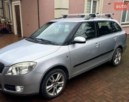 Серый Шкода Фабия, объемом двигателя 1.6 л и пробегом 213 тыс. км за 6700 $, фото 2 на Automoto.ua