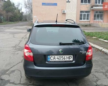 Серый Шкода Фабия, объемом двигателя 1.39 л и пробегом 232 тыс. км за 6500 $, фото 3 на Automoto.ua