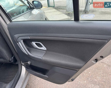 Серый Шкода Фабия, объемом двигателя 1.2 л и пробегом 162 тыс. км за 3990 $, фото 31 на Automoto.ua