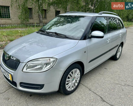 Серый Шкода Фабия, объемом двигателя 0 л и пробегом 230 тыс. км за 5499 $, фото 20 на Automoto.ua