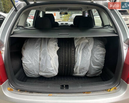 Сірий Шкода Фабія, об'ємом двигуна 1.6 л та пробігом 211 тис. км за 5500 $, фото 21 на Automoto.ua