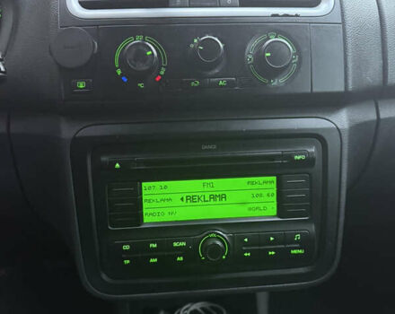 Серый Шкода Фабия, объемом двигателя 1.42 л и пробегом 340 тыс. км за 4299 $, фото 15 на Automoto.ua