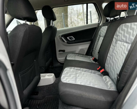 Сірий Шкода Фабія, об'ємом двигуна 1.39 л та пробігом 227 тис. км за 5500 $, фото 32 на Automoto.ua