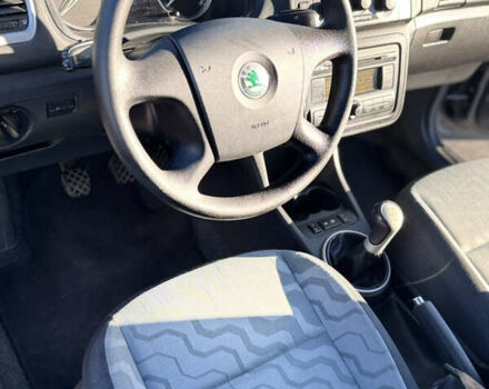 Сірий Шкода Фабія, об'ємом двигуна 1.4 л та пробігом 218 тис. км за 5800 $, фото 10 на Automoto.ua