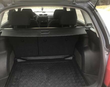 Серый Шкода Фабия, объемом двигателя 1.39 л и пробегом 255 тыс. км за 5300 $, фото 7 на Automoto.ua