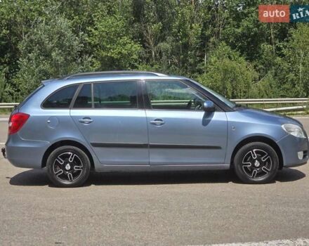 Серый Шкода Фабия, объемом двигателя 1.6 л и пробегом 215 тыс. км за 5599 $, фото 8 на Automoto.ua
