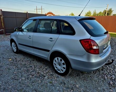 Серый Шкода Фабия, объемом двигателя 1.2 л и пробегом 237 тыс. км за 3999 $, фото 2 на Automoto.ua