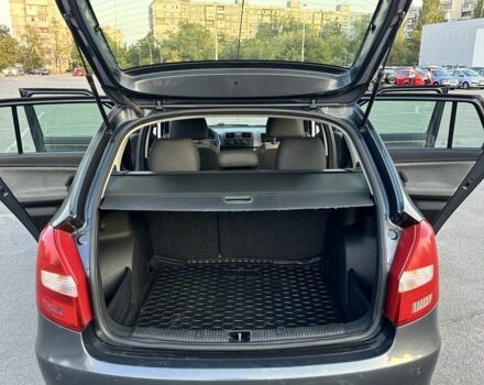 Сірий Шкода Фабія, об'ємом двигуна 1.4 л та пробігом 212 тис. км за 5400 $, фото 6 на Automoto.ua