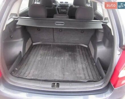 Серый Шкода Фабия, объемом двигателя 1.6 л и пробегом 180 тыс. км за 6500 $, фото 12 на Automoto.ua