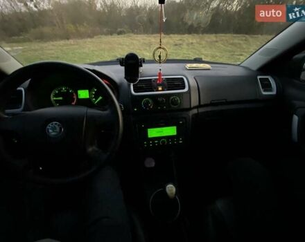 Серый Шкода Фабия, объемом двигателя 1.4 л и пробегом 310 тыс. км за 4200 $, фото 25 на Automoto.ua