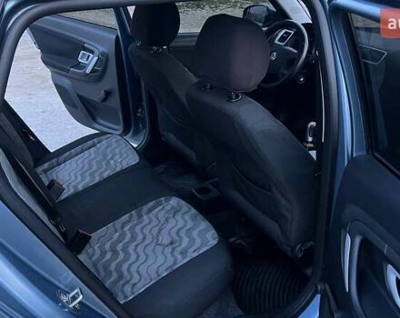 Серый Шкода Фабия, объемом двигателя 1.39 л и пробегом 201 тыс. км за 4500 $, фото 8 на Automoto.ua