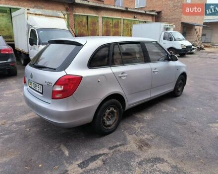 Серый Шкода Фабия, объемом двигателя 1.39 л и пробегом 147 тыс. км за 5200 $, фото 5 на Automoto.ua