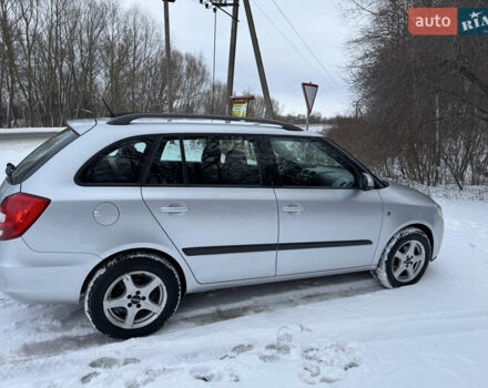 Серый Шкода Фабия, объемом двигателя 1.39 л и пробегом 208 тыс. км за 5550 $, фото 11 на Automoto.ua