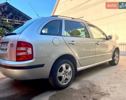 Сірий Шкода Фабія, об'ємом двигуна 1.39 л та пробігом 194 тис. км за 5500 $, фото 5 на Automoto.ua