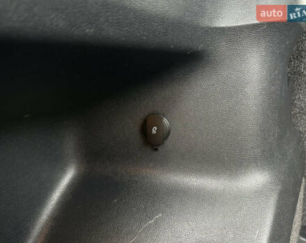 Сірий Шкода Фабія, об'ємом двигуна 1.39 л та пробігом 227 тис. км за 5500 $, фото 39 на Automoto.ua