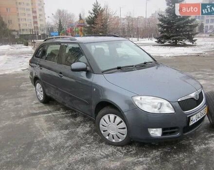 Серый Шкода Фабия, объемом двигателя 1.6 л и пробегом 180 тыс. км за 6500 $, фото 8 на Automoto.ua