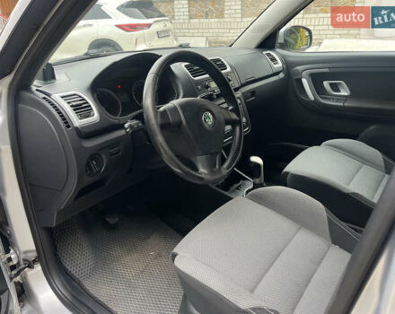 Сірий Шкода Фабія, об'ємом двигуна 1.6 л та пробігом 211 тис. км за 5500 $, фото 10 на Automoto.ua