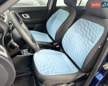 Серый Шкода Фабия, объемом двигателя 1.39 л и пробегом 204 тыс. км за 5799 $, фото 13 на Automoto.ua