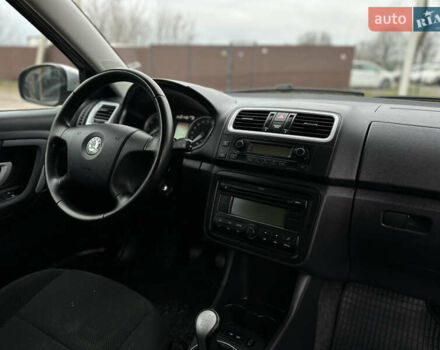 Серый Шкода Фабия, объемом двигателя 1.39 л и пробегом 224 тыс. км за 5800 $, фото 47 на Automoto.ua