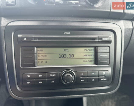 Сірий Шкода Фабія, об'ємом двигуна 1.6 л та пробігом 195 тис. км за 6500 $, фото 23 на Automoto.ua