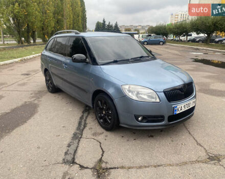 Серый Шкода Фабия, объемом двигателя 1.2 л и пробегом 271 тыс. км за 5500 $, фото 1 на Automoto.ua