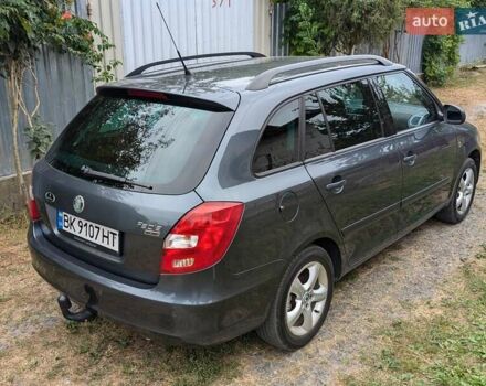 Шкода Фабия 2008 в Ровно на Automoto.ua Серый Шкода Фабия, объемом двигателя 1.39 л и пробегом 165 тыс. км за 6500 $, фото 5 на Automoto.ua