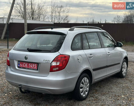 Сірий Шкода Фабія, об'ємом двигуна 1.39 л та пробігом 227 тис. км за 5500 $, фото 16 на Automoto.ua