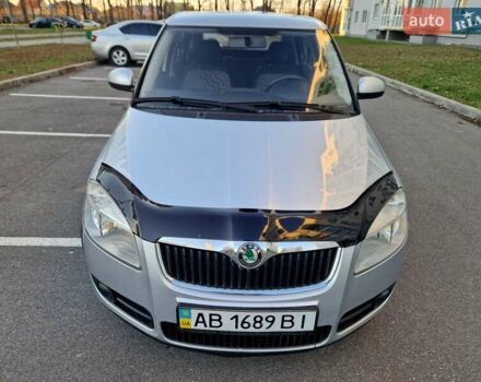 Серый Шкода Фабия, объемом двигателя 1.4 л и пробегом 147 тыс. км за 5600 $, фото 5 на Automoto.ua