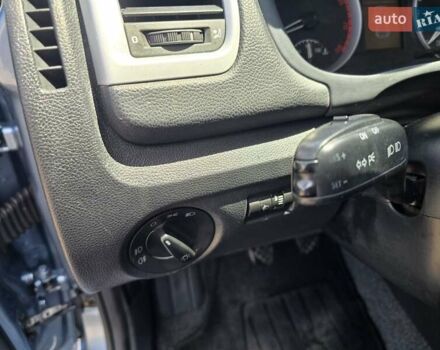 Серый Шкода Фабия, объемом двигателя 1.6 л и пробегом 215 тыс. км за 5599 $, фото 19 на Automoto.ua