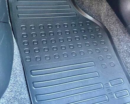 Сірий Шкода Фабія, об'ємом двигуна 1.39 л та пробігом 194 тис. км за 5500 $, фото 9 на Automoto.ua