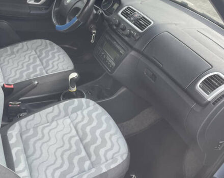 Сірий Шкода Фабія, об'ємом двигуна 1.2 л та пробігом 208 тис. км за 3300 $, фото 12 на Automoto.ua