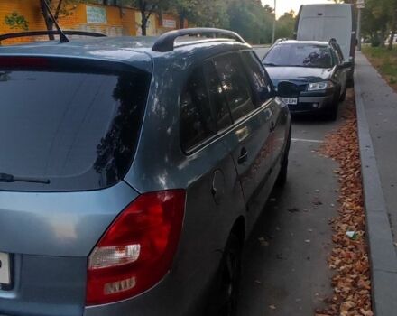 Серый Шкода Фабия, объемом двигателя 1.2 л и пробегом 307 тыс. км за 3800 $, фото 3 на Automoto.ua