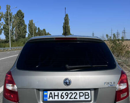 Серый Шкода Фабия, объемом двигателя 1.39 л и пробегом 220 тыс. км за 5550 $, фото 6 на Automoto.ua