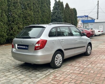 Серый Шкода Фабия, объемом двигателя 1.6 л и пробегом 211 тыс. км за 6800 $, фото 3 на Automoto.ua