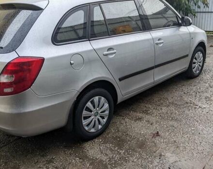 Сірий Шкода Фабія, об'ємом двигуна 1.4 л та пробігом 220 тис. км за 4500 $, фото 5 на Automoto.ua