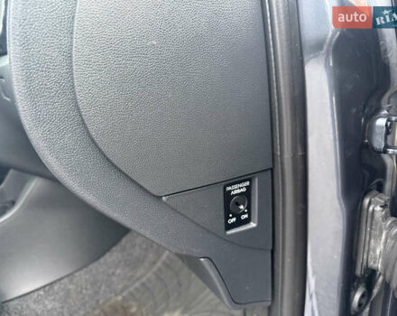 Сірий Шкода Фабія, об'ємом двигуна 1.6 л та пробігом 195 тис. км за 6500 $, фото 36 на Automoto.ua