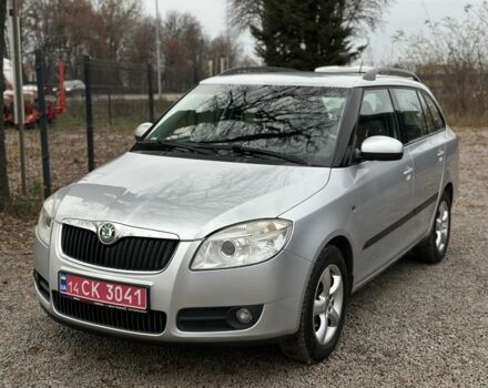 Сірий Шкода Фабія, об'ємом двигуна 1.4 л та пробігом 224 тис. км за 5800 $, фото 2 на Automoto.ua