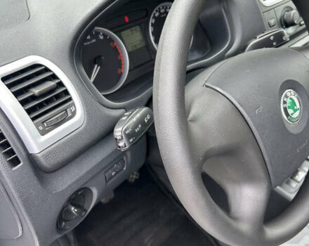 Серый Шкода Фабия, объемом двигателя 0 л и пробегом 230 тыс. км за 5499 $, фото 22 на Automoto.ua