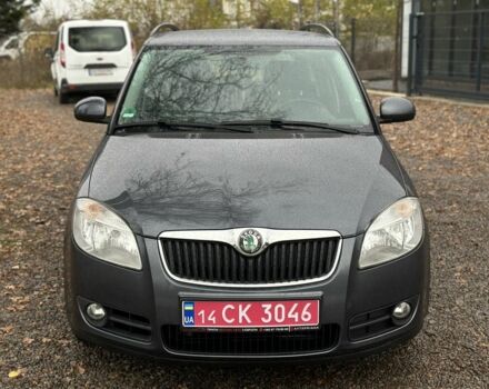 Сірий Шкода Фабія, об'ємом двигуна 1.4 л та пробігом 217 тис. км за 5700 $, фото 1 на Automoto.ua