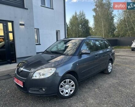 Серый Шкода Фабия, объемом двигателя 1.39 л и пробегом 246 тыс. км за 5400 $, фото 1 на Automoto.ua