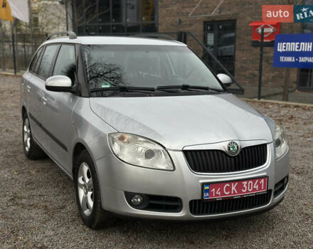 Серый Шкода Фабия, объемом двигателя 1.39 л и пробегом 224 тыс. км за 5800 $, фото 1 на Automoto.ua