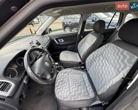 Серый Шкода Фабия, объемом двигателя 1.2 л и пробегом 162 тыс. км за 3990 $, фото 18 на Automoto.ua