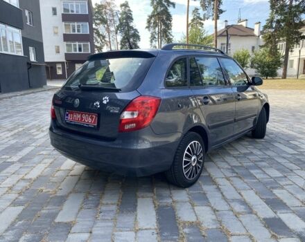 Сірий Шкода Фабія, об'ємом двигуна 1.4 л та пробігом 250 тис. км за 5500 $, фото 3 на Automoto.ua
