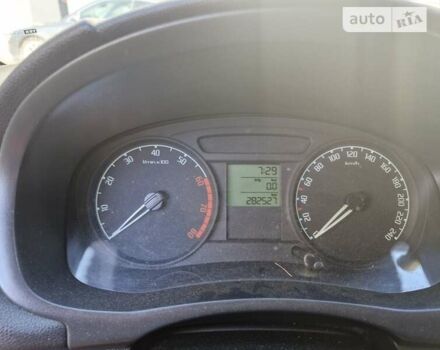 Шкода Фабія 2008 у Львові на Automoto.ua Сірий Шкода Фабія, об'ємом двигуна 1.4 л та пробігом 280 тис. км за 4500 $, фото 7 на Automoto.ua