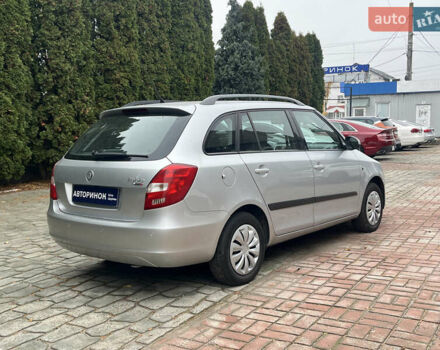 Сірий Шкода Фабія, об'ємом двигуна 1.6 л та пробігом 211 тис. км за 5500 $, фото 3 на Automoto.ua