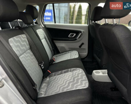 Сірий Шкода Фабія, об'ємом двигуна 1.39 л та пробігом 227 тис. км за 5500 $, фото 36 на Automoto.ua