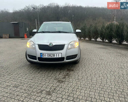 Сірий Шкода Фабія, об'ємом двигуна 1.39 л та пробігом 232 тис. км за 5700 $, фото 5 на Automoto.ua