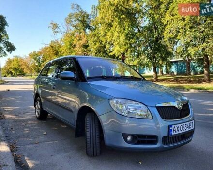 Серый Шкода Фабия, объемом двигателя 1.6 л и пробегом 237 тыс. км за 5850 $, фото 2 на Automoto.ua